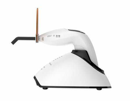 LED F